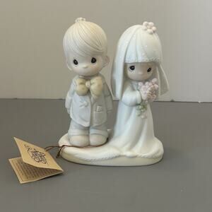 Precious Moments The Lord Bless You And Keep You Bride and Groom 1979 NO BOX